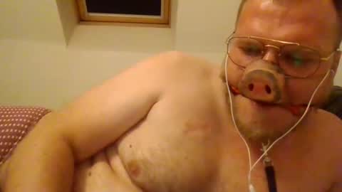 Horny Fat Boy online show from July 2, 3:06 am