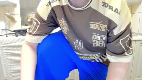 Snapshot of fckmikh chatting on January 28, 9:40 pm Michael online show from January 28, 9:40 pm