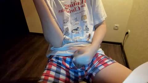 Snapshot of fckmikh chatting on February 18, 2:57 pm Michael online show from February 18, 2:57 pm