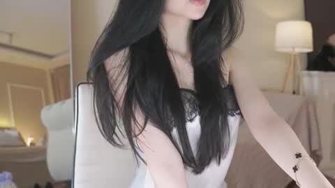 feel_me_00 online show from October 17, 9:28 pm