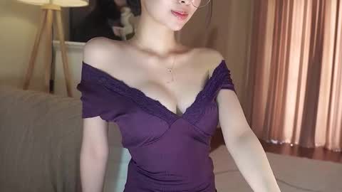 feel_me_00 online show from November 11, 1:16 am