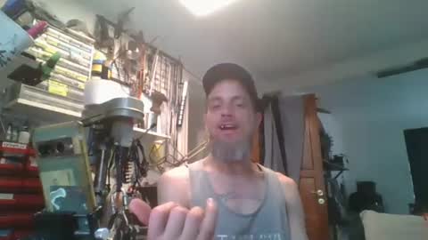 Snapshot of feelfemdom chatting on September 19, 9:43 am feelfemdom online show from September 19, 9:43 am