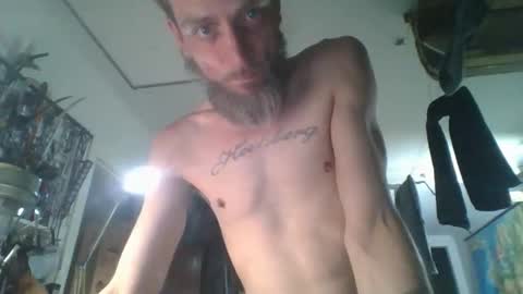 Snapshot of feelfemdom chatting on October 2, 11:01 pm feelfemdom online show from October 2, 11:01 pm