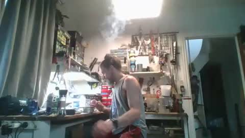 Snapshot of feelfemdom chatting on October 8, 10:24 am feelfemdom online show from October 8, 10:24 am