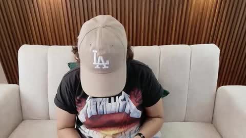 Feelena online show from February 13, 4:36 pm