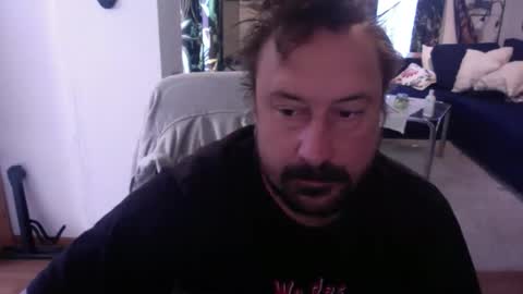 Snapshot of feetkissboy chatting on November 8, 9:31 am feetkissboy online show from November 8, 9:31 am