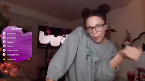 Snapshot of feetnymph chatting on January 13, 11:38 pm Soley online show from January 13, 11:38 pm