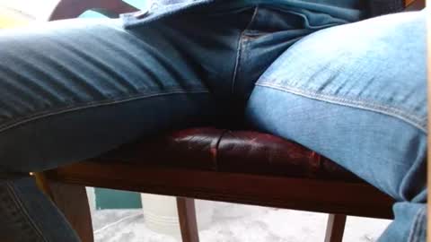 feetpuller2024 online show from March 13, 2:23 pm