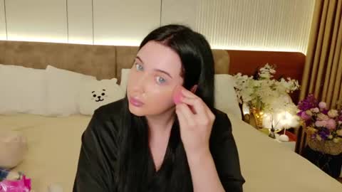 Felicia Herceg online show from January 7, 3:25 pm