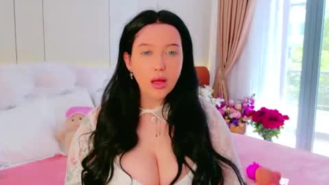 Felicia Herceg online show from January 9, 5:43 am