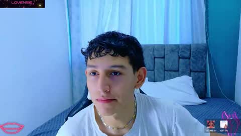 felipehot_gonzales online show from January 17, 12:21 pm