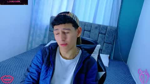 Snapshot of felipehotgonzalez chatting on January 7, 12:29 pm felipehotgonzalez online show from January 7, 12:29 pm