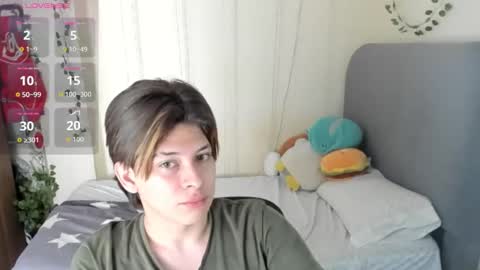 Snapshot of felix_leex chatting on January 6, 7:06 pm Felix leex online show from January 6, 7:06 pm