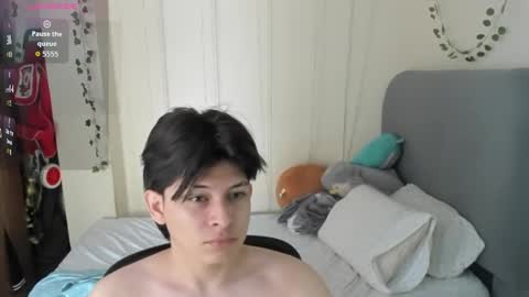 Snapshot of felix_leex chatting on January 16, 7:51 pm Felix leex online show from January 16, 7:51 pm