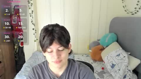 Snapshot of felix_leex chatting on February 6, 7:50 pm Felix leex online show from February 6, 7:50 pm