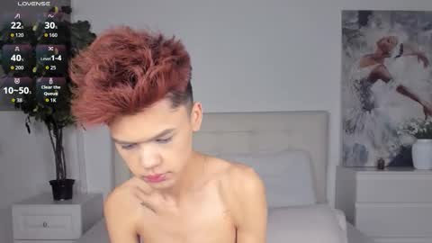 Snapshot of felix_rey chatting on February 7, 1:37 pm Felix online show from February 7, 1:37 pm