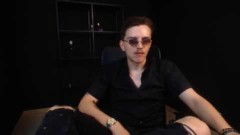 Snapshot of felixstark chatting on July 18, 6:39 am FelixStark online show from July 18, 6:39 am