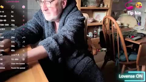 Adam online show from October 21, 7:31 am