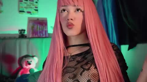 fem_boy6 online show from March 4, 9:37 am