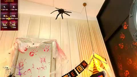 Femboy Max online show from November 1, 12:29 pm