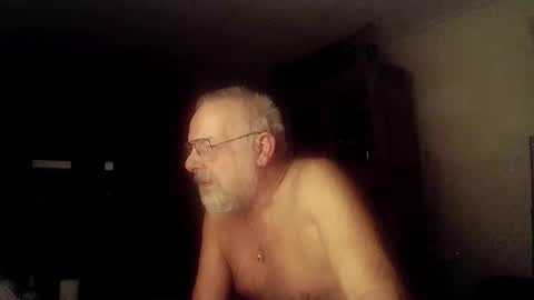 Snapshot of femdom_sub chatting on December 16, 6:21 am femdom_sub online show from December 16, 6:21 am