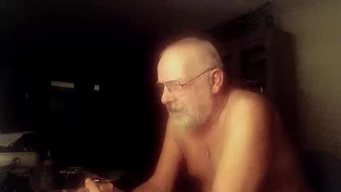 Snapshot of femdom_sub chatting on December 24, 11:22 pm femdom_sub online show from December 24, 11:22 pm