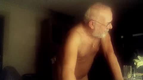 Snapshot of femdom_sub chatting on September 19, 2:46 am femdom_sub online show from September 19, 2:46 am