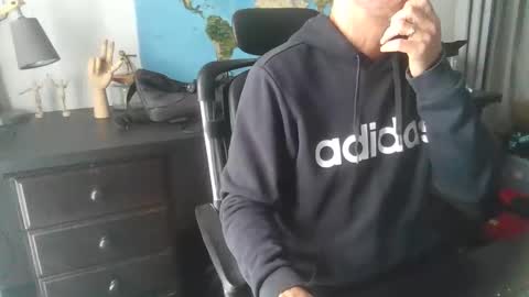 femdomsubby online show from April 6, 2:20 am