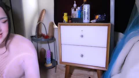 this is justice tricia a bigelow. she was fucking my husband tom girardi online show from November 11, 9:59 pm