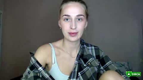 Snapshot of femkedejager chatting on April 23, 8:55 pm Femke online show from April 23, 8:55 pm