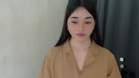 Snapshot of femylove chatting on December 8, 4:50 pm YOUR BEAUTIFUL ASIANFHEMY online show from December 8, 4:50 pm