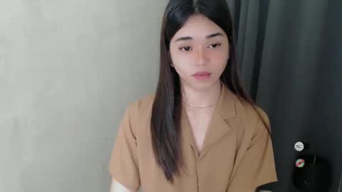 Snapshot of femylove chatting on December 8, 7:54 pm YOUR BEAUTIFUL ASIANFHEMY online show from December 8, 7:54 pm