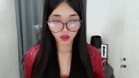 Snapshot of femylove chatting on March 9, 10:41 pm YOUR BEAUTIFUL ASIANFHEMY online show from March 9, 10:41 pm