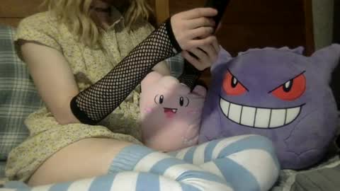Snapshot of fenn88_ chatting on July 15, 3:34 am fenn88_ online show from July 15, 3:34 am