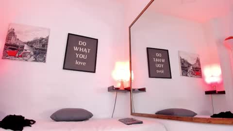 fennyx online show from October 23, 11:31 am