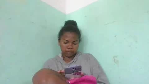 Snapshot of fenou122745 chatting on September 16, 7:09 am fenou122745 online show from September 16, 7:09 am