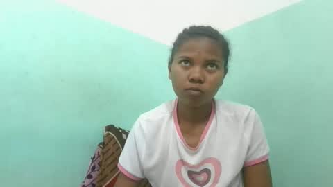 Snapshot of fenou122745 chatting on November 24, 8:14 am fenou122745 online show from November 24, 8:14 am