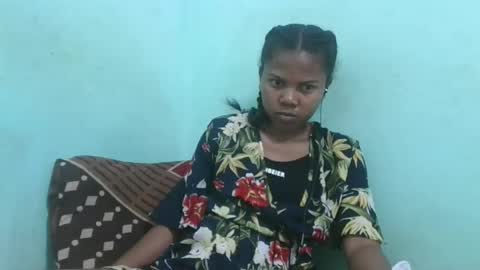 Snapshot of fenou122745 chatting on December 1, 4:45 pm fenou122745 online show from December 1, 4:45 pm