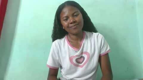 Snapshot of fenou122745 chatting on January 9, 10:07 am fenou122745 online show from January 9, 10:07 am