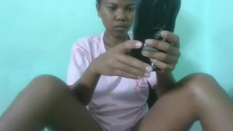 Snapshot of fenou122745 chatting on January 14, 5:57 am fenou122745 online show from January 14, 5:57 am