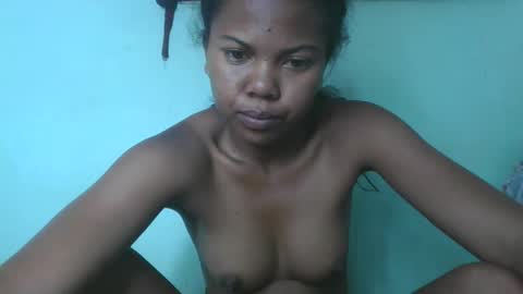 Snapshot of fenou122745 chatting on February 10, 6:28 am fenou122745 online show from February 10, 6:28 am