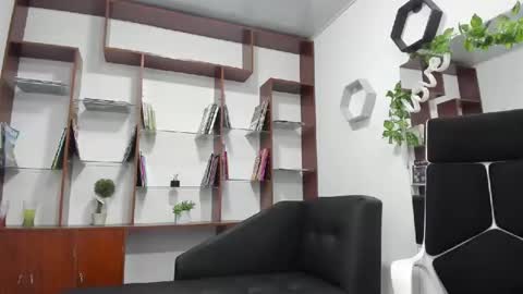 Snapshot of fer_and_tonny chatting on January 14, 7:08 pm Fer and Tony online show from January 14, 7:08 pm