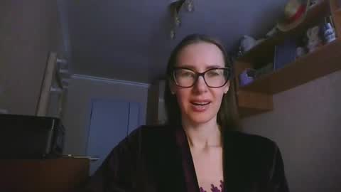 feraliss online show from December 16, 10:42 am