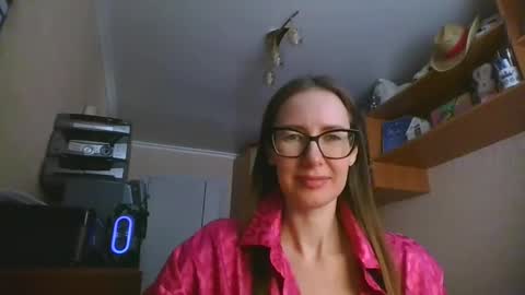 feraliss online show from January 18, 10:41 am
