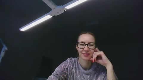 Snapshot of feraliss chatting on June 8, 11:54 am feraliss online show from June 8, 11:54 am