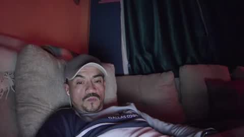 fernand89 online show from December 28, 7:00 am