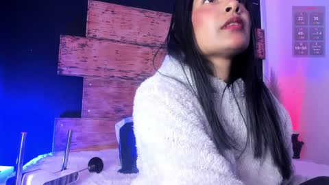 fernanda_liie_ online show from May 27, 12:35 pm