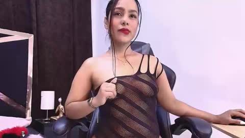 Fernandabrown s online show from January 19, 12:58 am