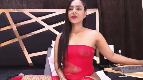 Fernandabrown s online show from February 7, 7:45 am