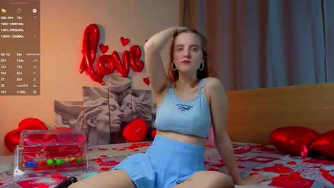 Snapshot of fernandafurfey chatting on February 17, 1:13 am Rachel online show from February 17, 1:13 am